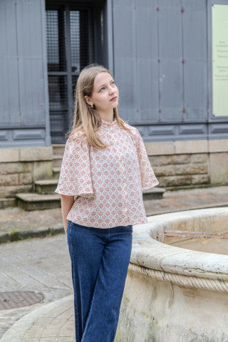 Blouse ALMA manches courtes motif indien vue de face