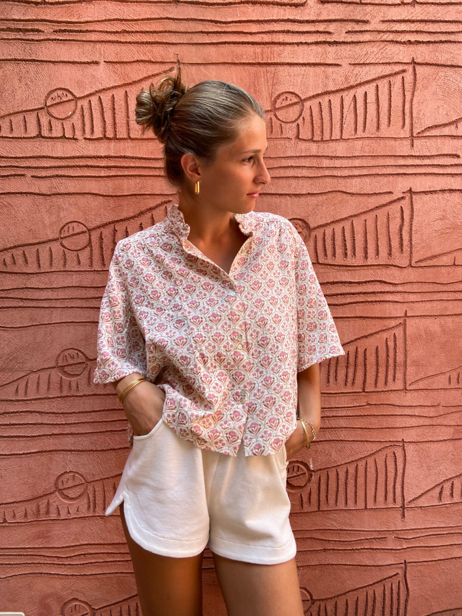 Blouse femme manches courtes double gaze coton biologique motif indien rose et camel Demoiselles Chéries